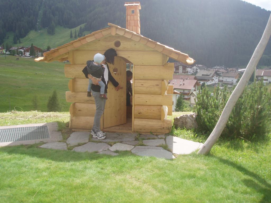 Garni La Majon Hotel Selva di Val Gardena Ngoại thất bức ảnh