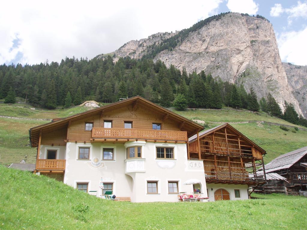 Garni La Majon Hotel Selva di Val Gardena Ngoại thất bức ảnh
