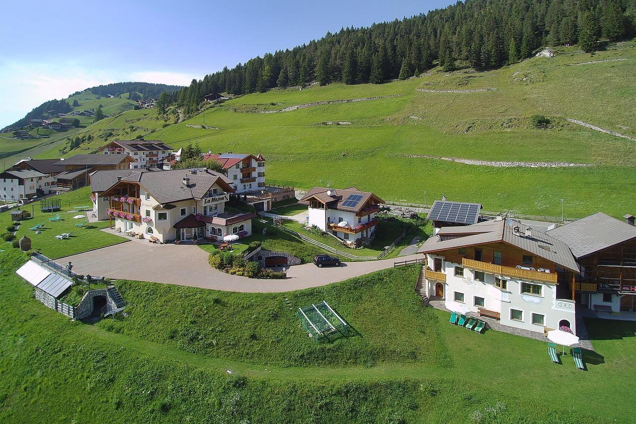 Garni La Majon Hotel Selva di Val Gardena Ngoại thất bức ảnh